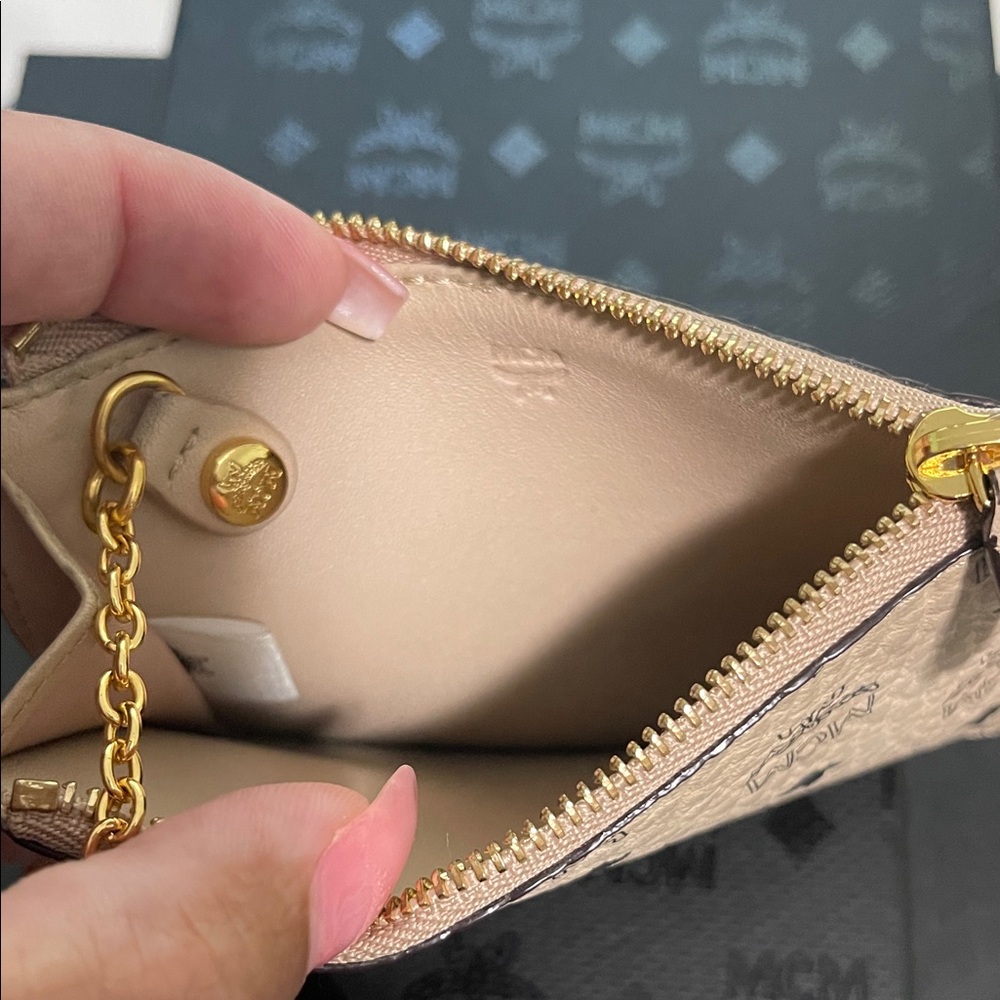 MCM Tan Monogram Key Holder with Gold Chain - Picture 3 of 8